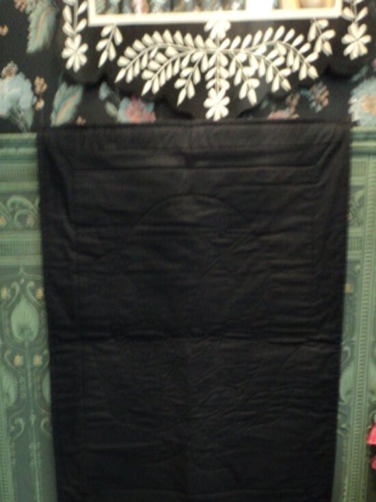 quilted Christmas stained glass wall hanging - Picture 4 of 4